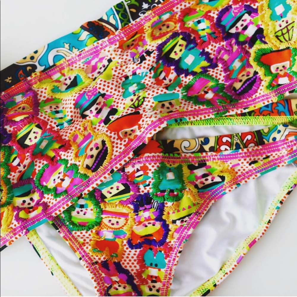 Two piece strapless bikini
